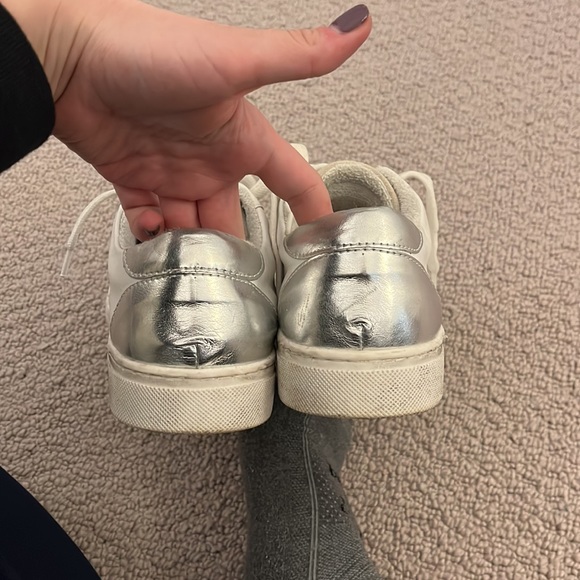 STEVEN by Steve Madden white sneakers - Picture 3 of 5